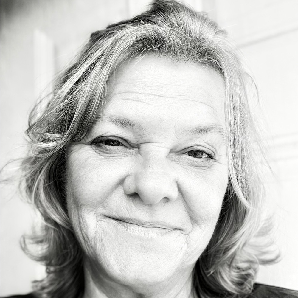 Meet your Posher, Stella